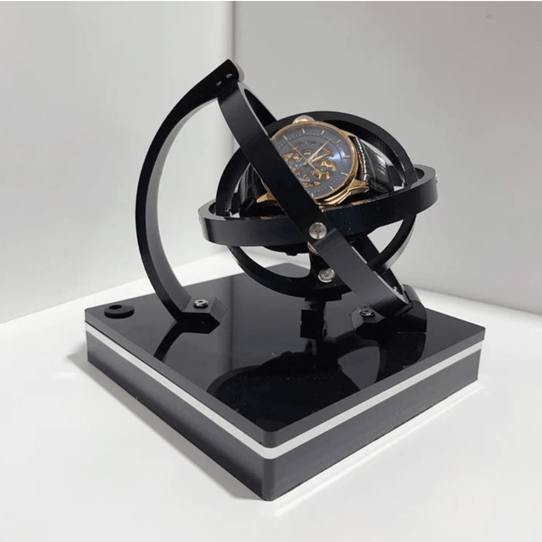 Moktan Sabai – Silent Automatic Watch Winder with Display Case – image 53740084592986