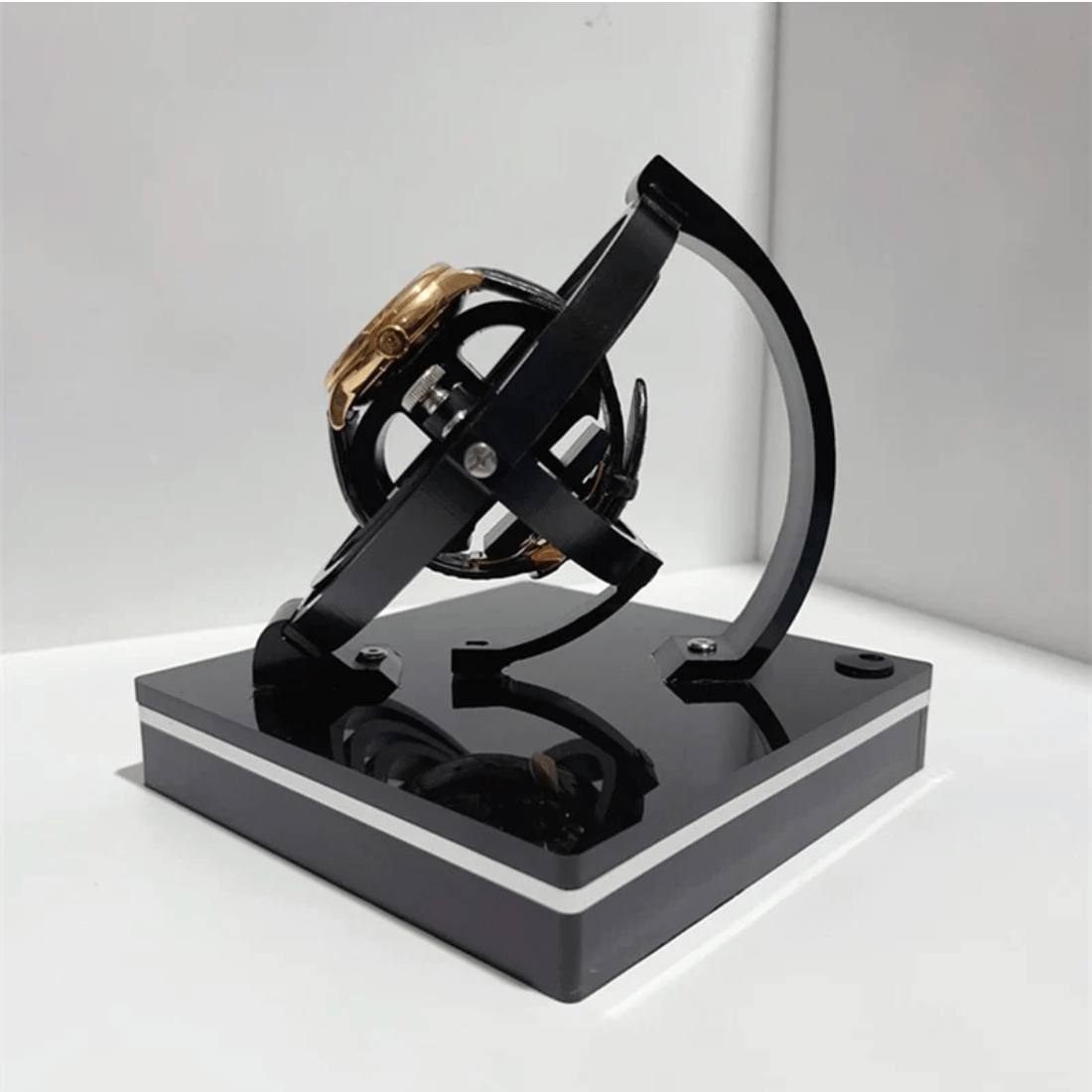 Moktan Sabai – Silent Automatic Watch Winder with Display Case – image 53740084625754